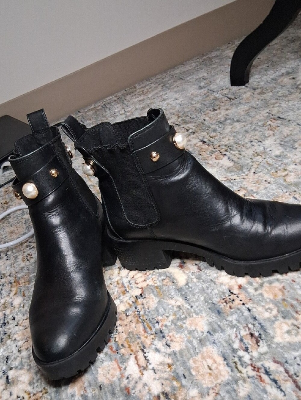 Karl Lagerfeld Black Pearl-Embellished Ankle Booties - Picture 3 of 8
